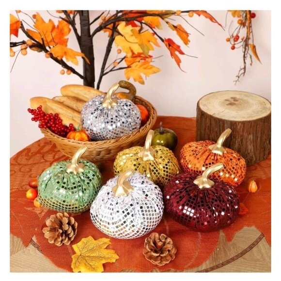 FORUP 6 Pcs Thanksgiving Pumpkin Set, Soft Stuffed Artificial Fall Pumpkins - Picture 6 of 8